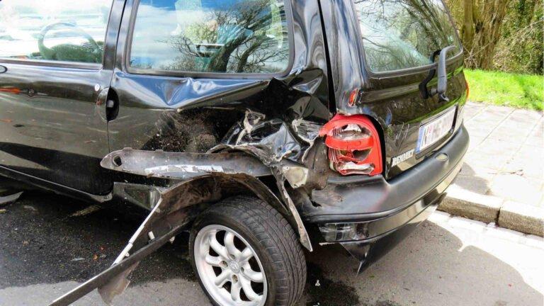 Schmerzensgeld nach Autounfall erhalten